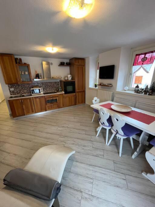 Apartament Trilocale Con Vista Piste Da Sci Villa d'Allegno Zewnętrze zdjęcie